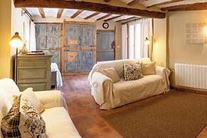 Experience the Rural Spain With Wine, Activities and More at Sidro & C
