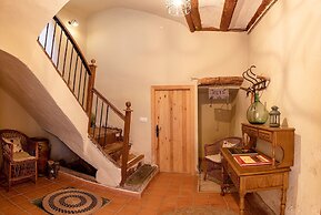 Experience the Rural Spain With Wine, Activities and More at Sidro & C