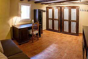 Experience the Rural Spain With Wine, Activities and More at Sidro & C