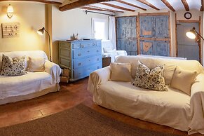 Experience the Rural Spain With Wine, Activities and More at Sidro & C