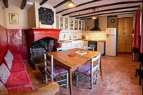Experience the Rural Spain With Wine, Activities and More at Sidro & C