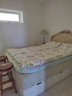 Marina Apartment With Garden by El Sirocco