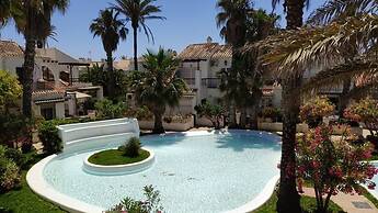 Perfect Apartment Just a few Steps From Beach