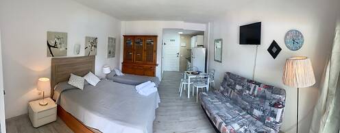 Apt In Benal Beach Resort, Wifi, 100m From Beach