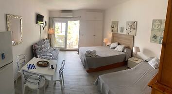 Apt In Benal Beach Resort, Wifi, 100m From Beach