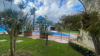 Apt In Benal Beach Resort, Wifi, 100m From Beach