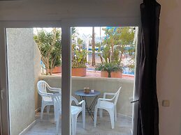 Apt In Benal Beach Resort, Wifi, 100m From Beach