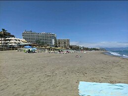 Apt In Benal Beach Resort, Wifi, 100m From Beach