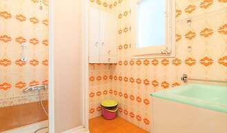 Room-private Room With 200m2 Sunny Terra