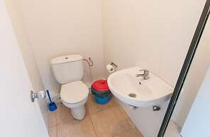 Room-private Room With 200m2 Sunny Terra