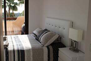 Beautiful Flat Near Golf Courses With sea Views