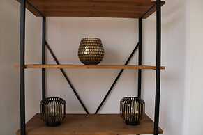 Beautiful Flat Near Golf Courses With sea Views