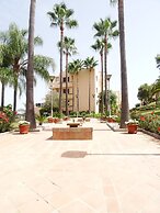 Beautiful Flat Near Golf Courses With sea Views