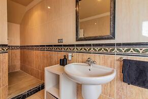 Magnificent Villa Near Sotogrande Exceptional View