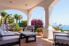 Magnificent Villa Near Sotogrande Exceptional View