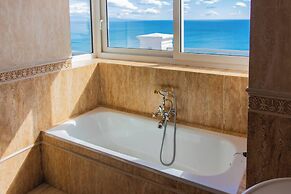Magnificent Villa Near Sotogrande Exceptional View