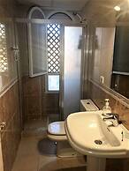 Apartment 10 Minutes Walk From Puerto Banús