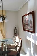 Apartment 10 Minutes Walk From Puerto Banús