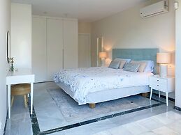 Fantastic Apartment 2 Minutes Walk From The Beach