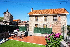 Enjoy the Sea and the Mountain