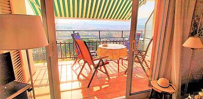 Beautiful Apartment In Residential Complex