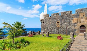 Beautiful Apartment Caleta Interian Beach