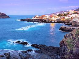 Beautiful Apartment Caleta Interian Beach