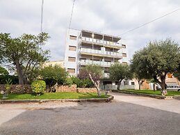 Apartment With Community Pool for 4 People - Riells Area
