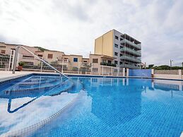 Apartment With Community Pool for 4 People - Riells Area