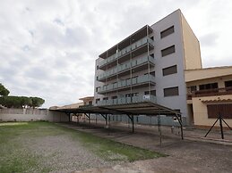 Apartment With Community Pool for 4 People - Riells Area