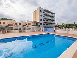 Apartment With Community Pool for 4 People