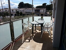 Apartment With Community Pool for 4 People