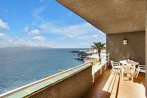 Costa Isora First Line and Pool