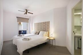 Beautiful Duplex Facing The Beach