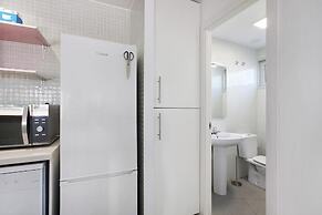 Beautiful Duplex Facing The Beach