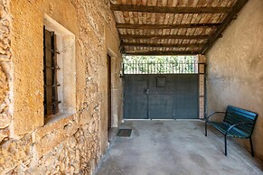 Can Cirera, Rural House In Girona