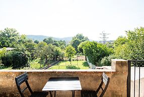 Can Cirera, Rural House In Girona