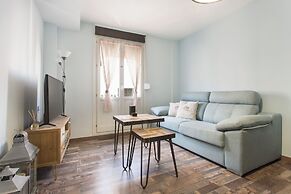 Sky is Blue in Granada - Private Parking Included