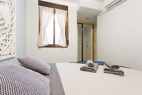 Sky is Blue in Granada - Private Parking Included