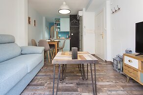 Sky is Blue in Granada - Private Parking Included