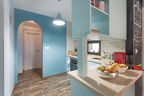 Sky is Blue in Granada - Private Parking Included