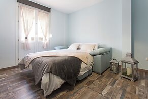 Sky is Blue in Granada - Private Parking Included