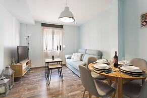 Sky is Blue in Granada - Private Parking Included