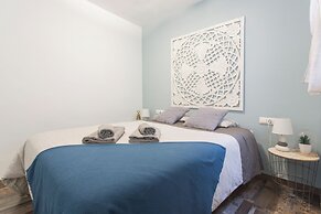 Sky is Blue in Granada - Private Parking Included