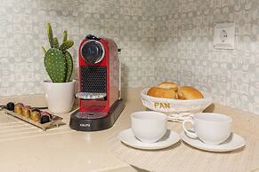 Sky is Blue in Granada - Private Parking Included