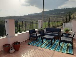 Casa Rural Garnacha de Borja has a Barbacue and Terrace