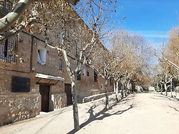 Casa Rural Garnacha de Borja has a Barbacue and Terrace