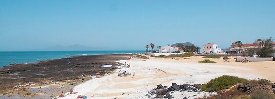 Los Delfines Bravo´s Apartment,50 Meter Far Beach