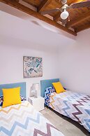 Los Delfines Bravo´s Apartment,50 Meter Far Beach