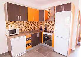 Los Delfines Bravo´s Apartment,50 Meter Far Beach